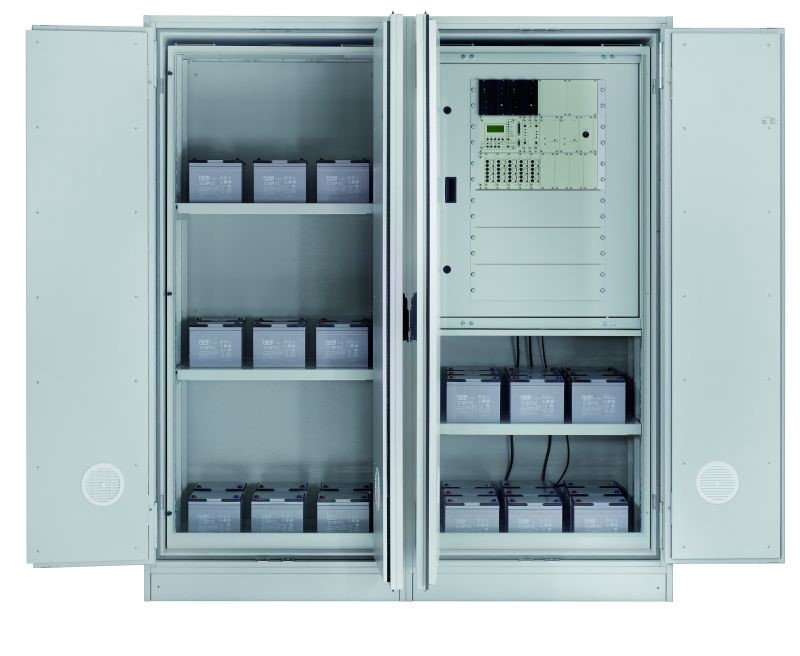 Bild 3: Zentralbatterieanlage mit zusätzlichem Batterieschrank